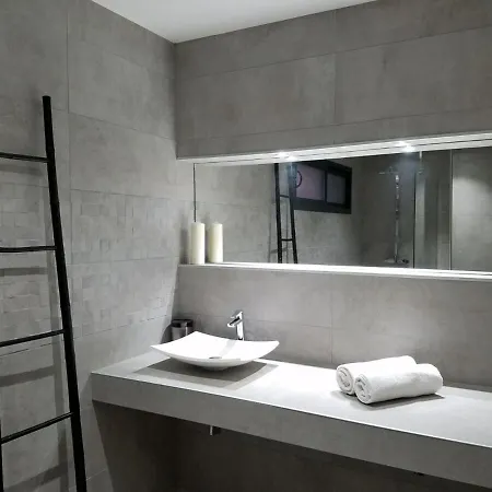 Villa Superbe Moderne Sur Capo Di Muro Coti-Chiavari (Corsica)