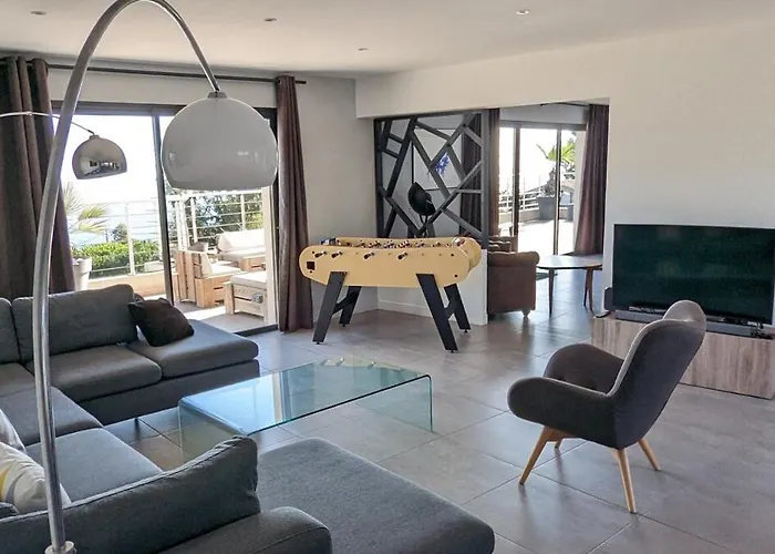 Superbe Moderne Sur Capo Di Muro Villa