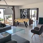 Superbe Moderne Sur Capo Di Muro Villa