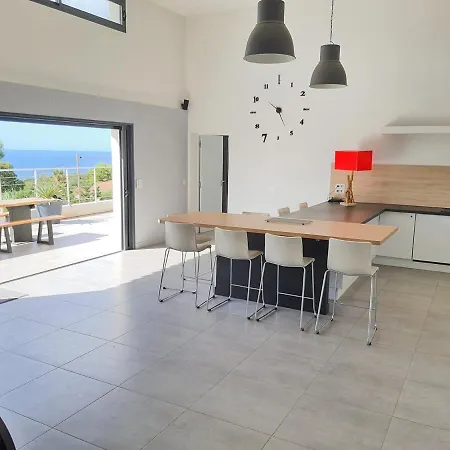 Superbe Moderne Sur Capo Di Muro