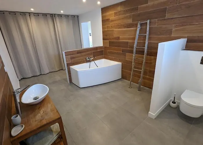 Superbe Moderne Sur Capo Di Muro Coti-Chiavari (Corsica)