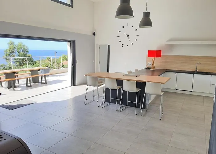 Superbe Moderne Sur Capo Di Muro