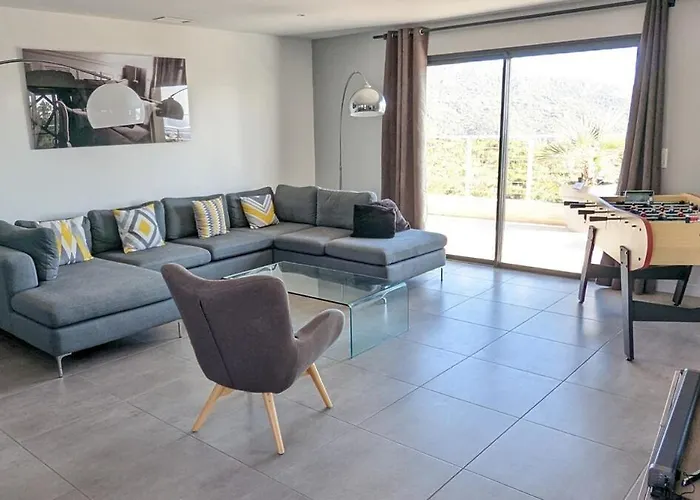 Superbe Moderne Sur Capo Di Muro